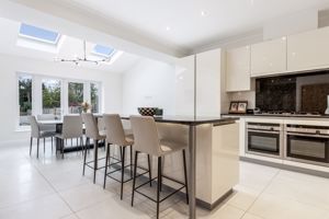 Photo 25- click for photo gallery